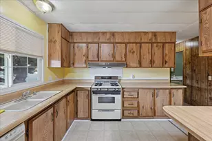 Hibiscus Ave, Sacramento, CA 95828 - Photo 17