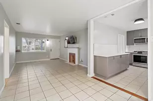 4930 71st St, Sacramento, CA 95820 - Photo 3