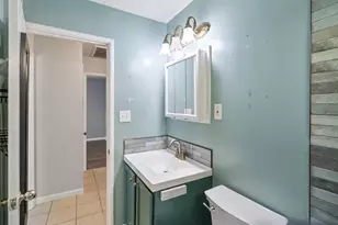 4930 71st St, Sacramento, CA 95820 - Photo 27