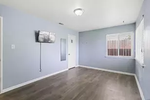 4930 71st St, Sacramento, CA 95820 - Photo 23