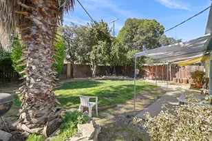 4930 71st St, Sacramento, CA 95820 - Photo 31