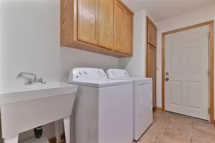 26321 Golf Links Dr, Pioneer, CA 95666 - Photo 17