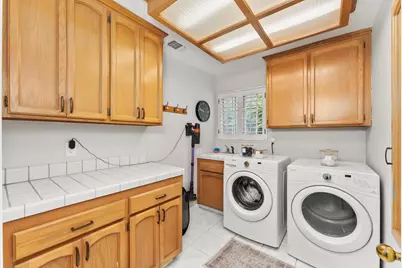 2230 Hillcrest Way, Carmichael, CA 95608 - Photo 31