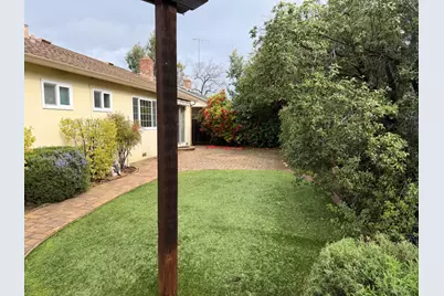1054 Steinway Avenue, Campbell, CA 95008 - Photo 35