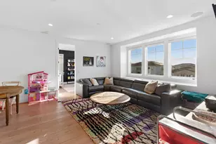 810 Fallen Log Ct, Rocklin, CA 95765 - Photo 39