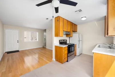 9101 Newhall Drive #35, Sacramento, CA 95826 - Photo 7