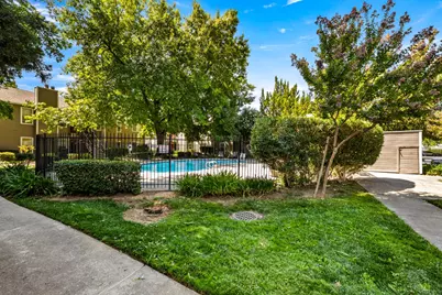 9101 Newhall Drive #35, Sacramento, CA 95826 - Photo 15