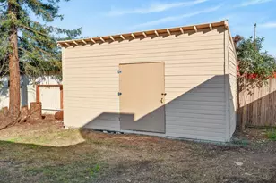 3807 32nd Ave, Sacramento, CA 95824 - Photo 27