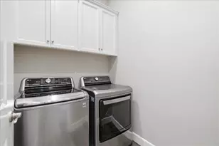 6153 Shimmer Falls Dr, Roseville, CA 95747 - Photo 31