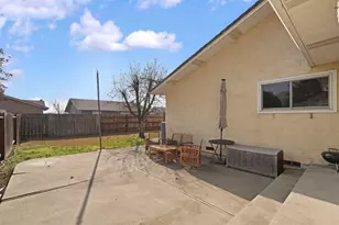 1050 Bradford Cir, Lodi, CA 95240 - Photo 27