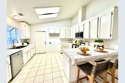 9656 Twin Creeks Avenue, Stockton, CA 95219 - Photo 15