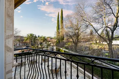 1210 Arden Hills Lane, Sacramento, CA 95864 - Photo 57