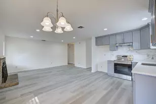 7900 Cottonleaf Way, Sacramento, CA 95828 - Photo 19