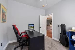 1924 Crystalwood Ln, Lodi, CA 95242 - Photo 27