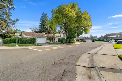 6823 Greenhaven Drive, Sacramento, CA 95831 - Photo 31