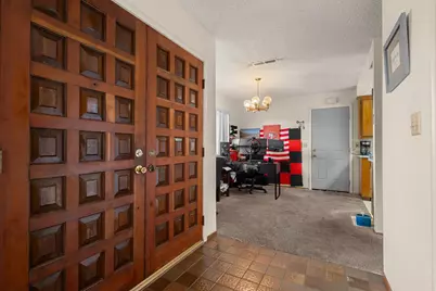 6823 Greenhaven Drive, Sacramento, CA 95831 - Photo 13