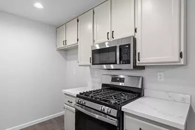 6332 Elkhorn Manor Drive, Rio Linda, CA 95673 - Photo 11