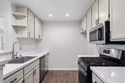 6332 Elkhorn Manor Drive, Rio Linda, CA 95673 - Photo 9