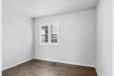 6332 Elkhorn Manor Drive, Rio Linda, CA 95673 - Photo 13