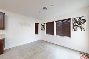 9824 Porto Bay Dr, Elk Grove, CA 95757 - Photo 7