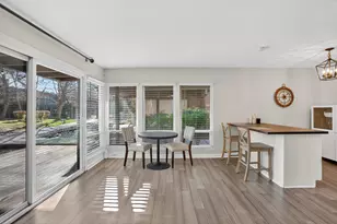 2410 Larkspur Ln, Sacramento, CA 95825 - Photo 7