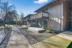 2410 Larkspur Ln, Sacramento, CA 95825 - Photo 31