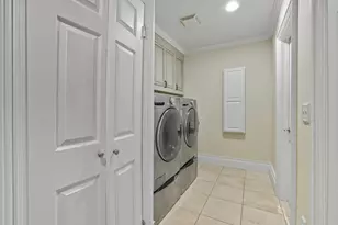 1335 38th St, Sacramento, CA 95816 - Photo 41