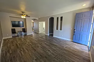 11724 Brook Valley Way, Rancho Cordova, CA 95742 - Photo 15