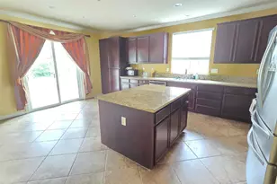 8146 Suarez Way, Elk Grove, CA 95757 - Photo 17