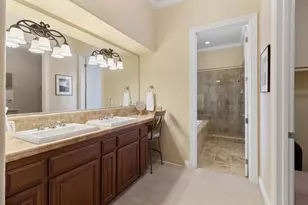 2430 Pavilions Pl Ln, Sacramento, CA 95825 - Photo 19