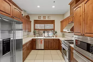 2430 Pavilions Pl Ln, Sacramento, CA 95825 - Photo 37