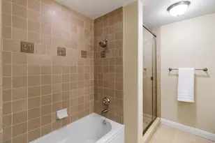 2430 Pavilions Pl Ln, Sacramento, CA 95825 - Photo 23