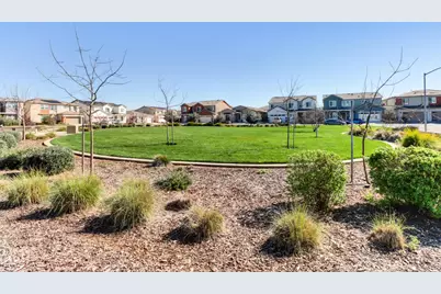 4043 Red Blush Way, Rancho Cordova, CA 95742 - Photo 57