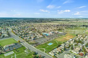 8187 Kingsbridge Dr, Sacramento, CA 95829 - Photo 7