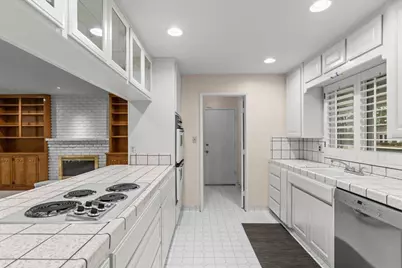 1912 Scarborough Court, Modesto, CA 95355 - Photo 21