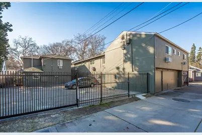 2811 F Street, Sacramento, CA 95816 - Photo 17