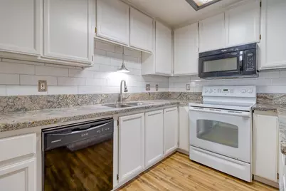 900 W Canal Drive #114, Turlock, CA 95380 - Photo 11