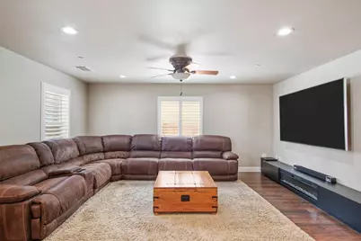 1529 Mitchell Avenue, Escalon, CA 95320 - Photo 5