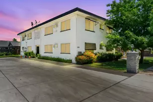 219 S 2nd Ave, Oakdale, CA 95361 - Photo 1