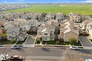 5713 Antique Rose Way, Riverbank, CA 95367 - Photo 27