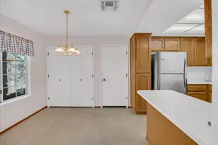 9478 Dunkerrin Way, Elk Grove, CA 95758 - Photo 9