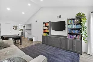 5226 Hemlock St, Sacramento, CA 95841 - Photo 3