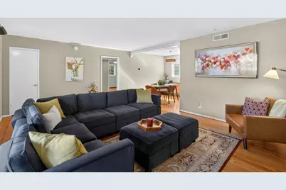 6316 Woodcreek Drive, Citrus Heights, CA 95621 - Photo 9