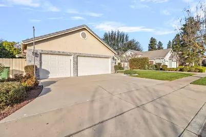 1663 Alex Way, Turlock, CA 95382 - Photo 3