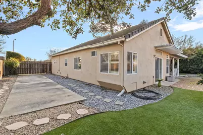 1663 Alex Way, Turlock, CA 95382 - Photo 37