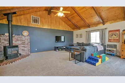 8209 Mountain Meadow Drive, Mountain Ranch, CA 95246 - Photo 15