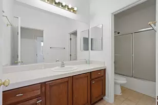 2638 Macon Dr, Sacramento, CA 95835 - Photo 43