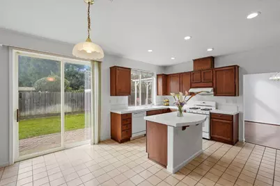 2638 Macon Drive, Sacramento, CA 95835 - Photo 17