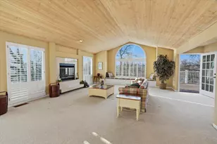 18936 Hummingbird Dr, Penn Valley, CA 95946 - Photo 3