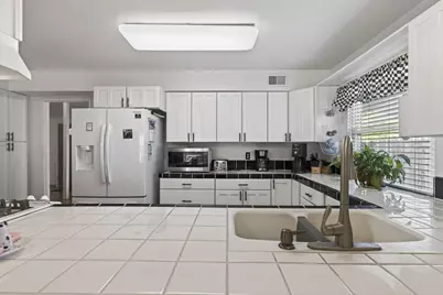 7124 Van Maren Lane, Citrus Heights, CA 95621 - Photo 11